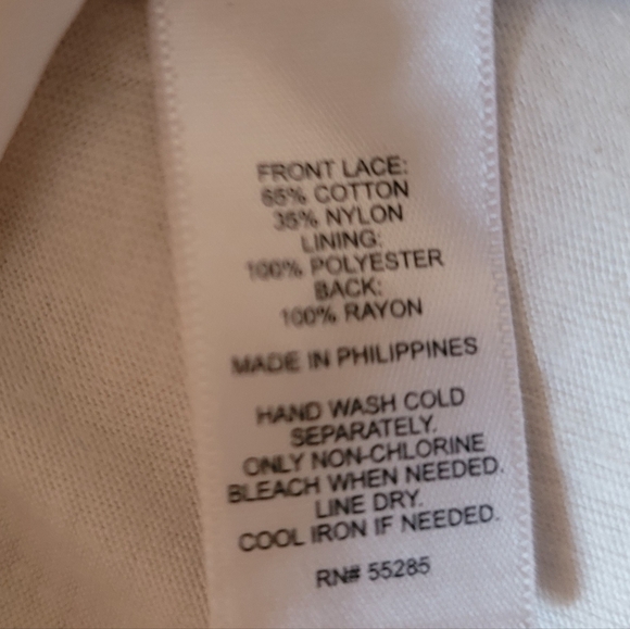 Express women cream lace front boatneck top size xs - Picture 6 of 6